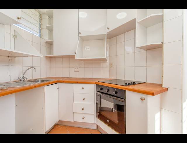 1 BEDROOM APARTMENT FOR SALE IN THE GARDENS